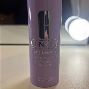 Clinique Set the Day Makeup Setting Spray